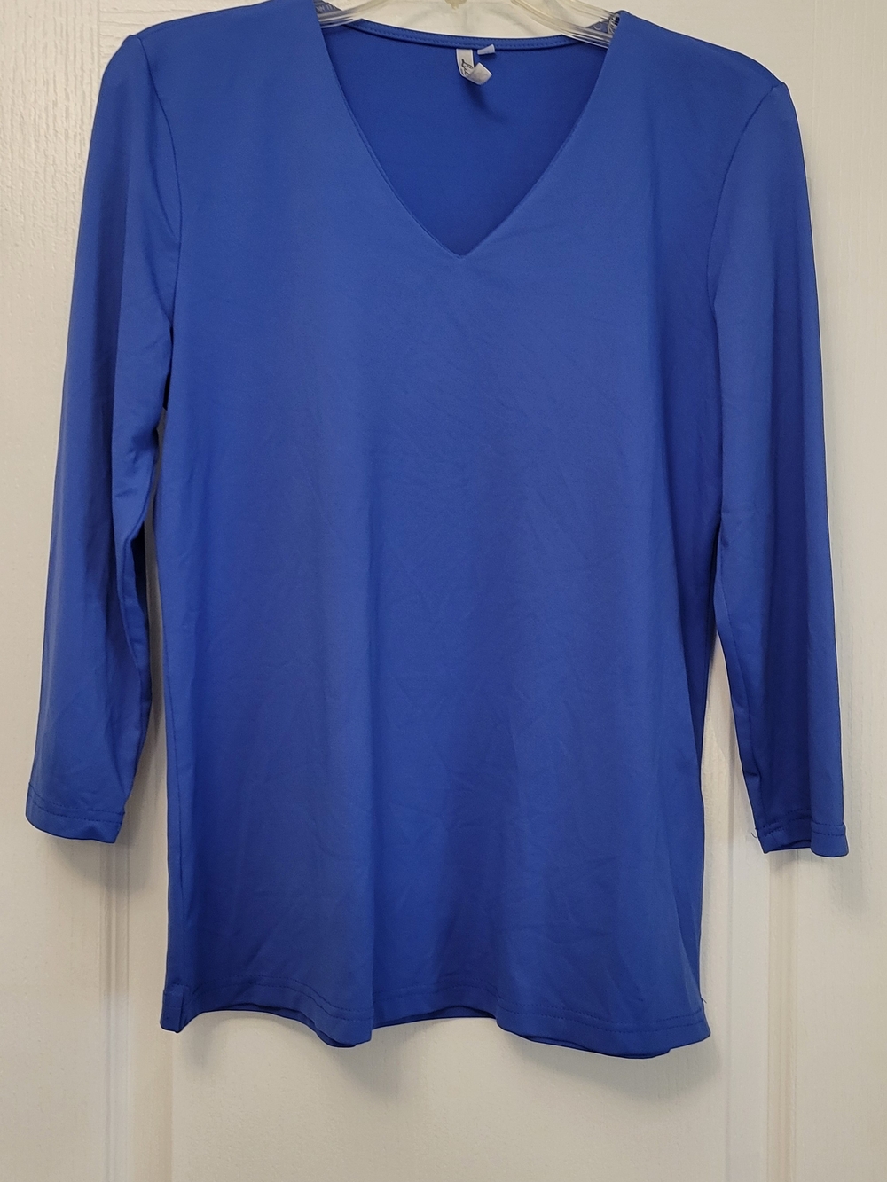 LuLu B Women’s V-Neck Long Sleeve Top in Royal Blue